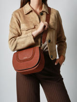 Sac Bandoulire M Lasso Cuir Etrier Marron lasso ELAS152M-vue-porte